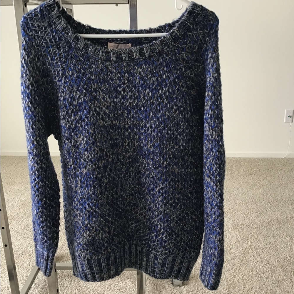 Knit sweater